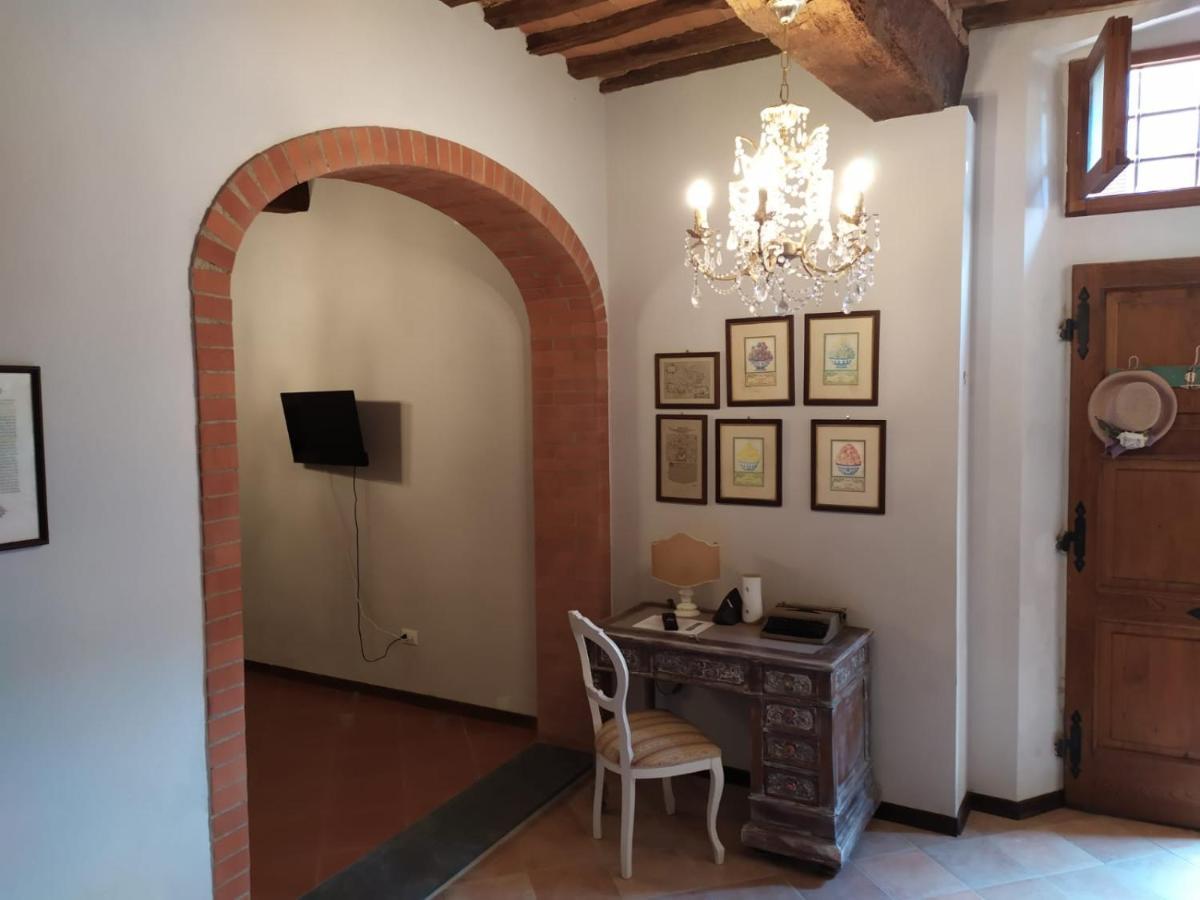 LariBorgo Antico别墅 外观 照片